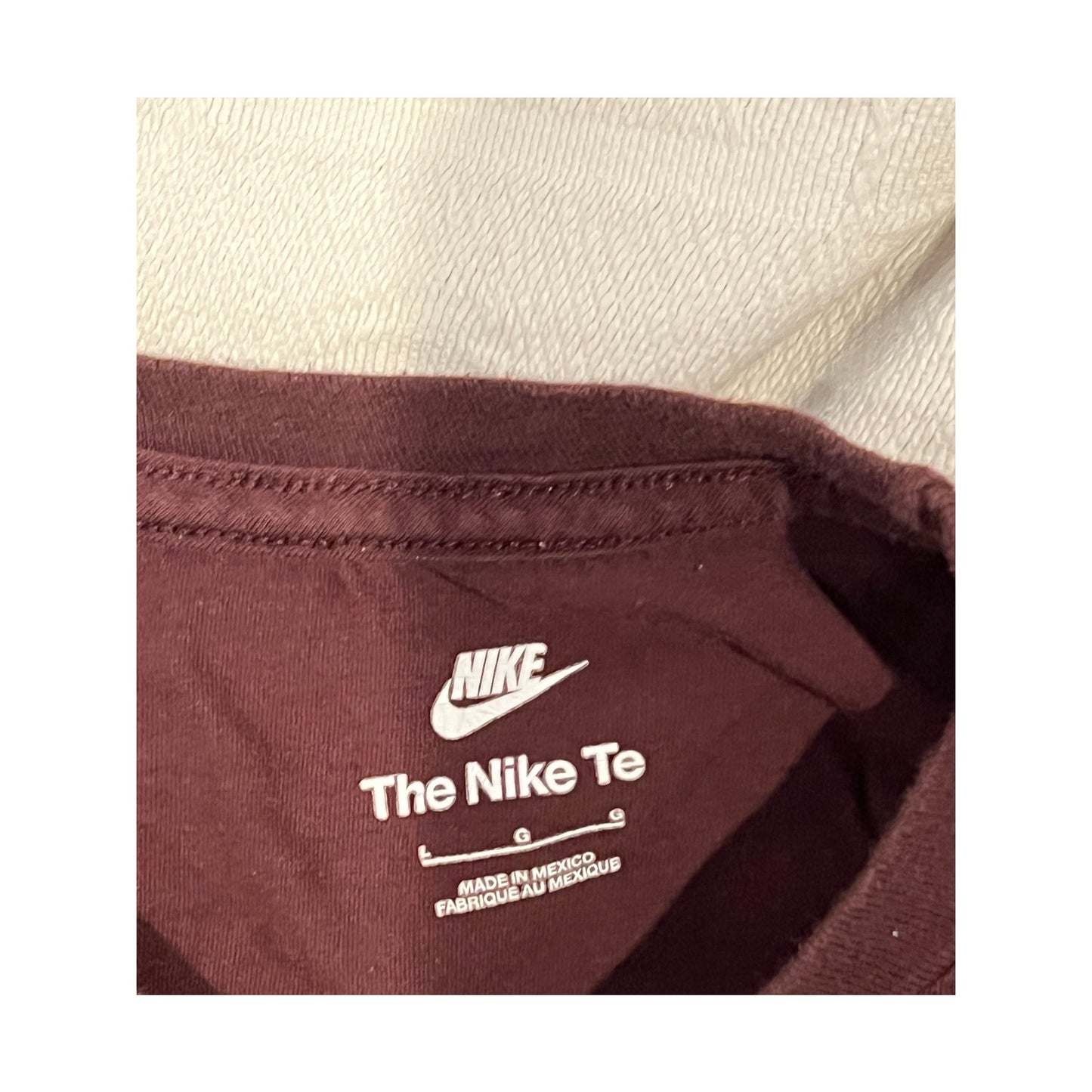 The Nike Tee Burgundy Mens T-Shirt Large