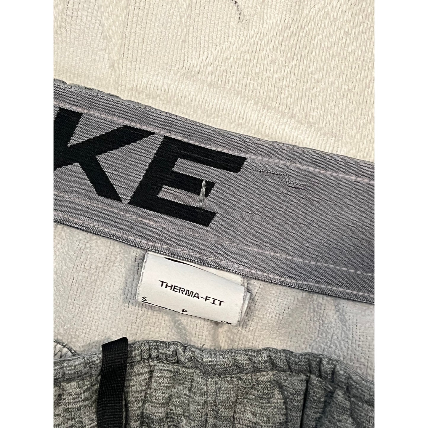 Nike Gray Therma Fit Sweatpants Joggers Mens S