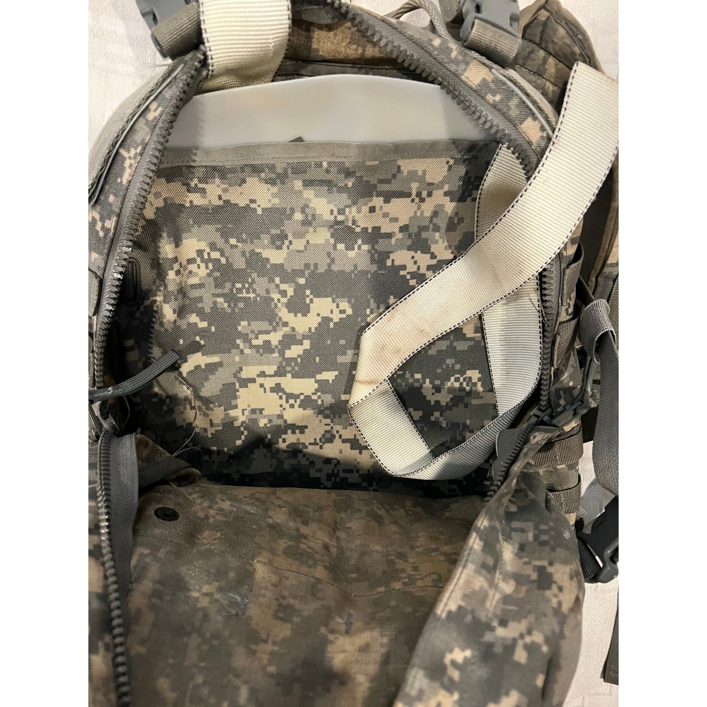 US Army Issued Green Camo Tactical Backpack