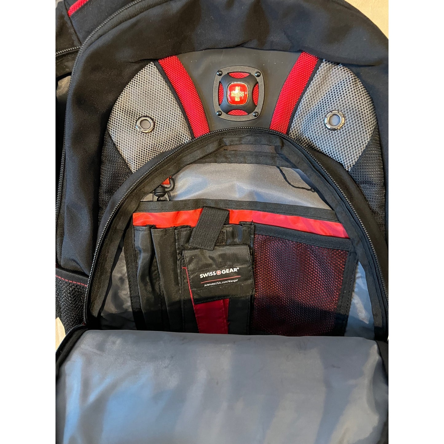 Swiss Gear Wenger Synergy 16 inch Scansmart Backpack