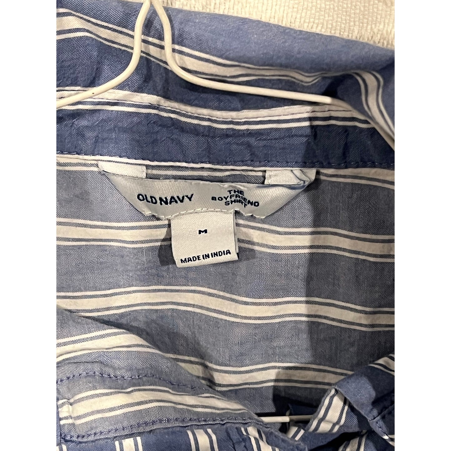 Old Navy Boyfriend Button Down Shirt Womans M