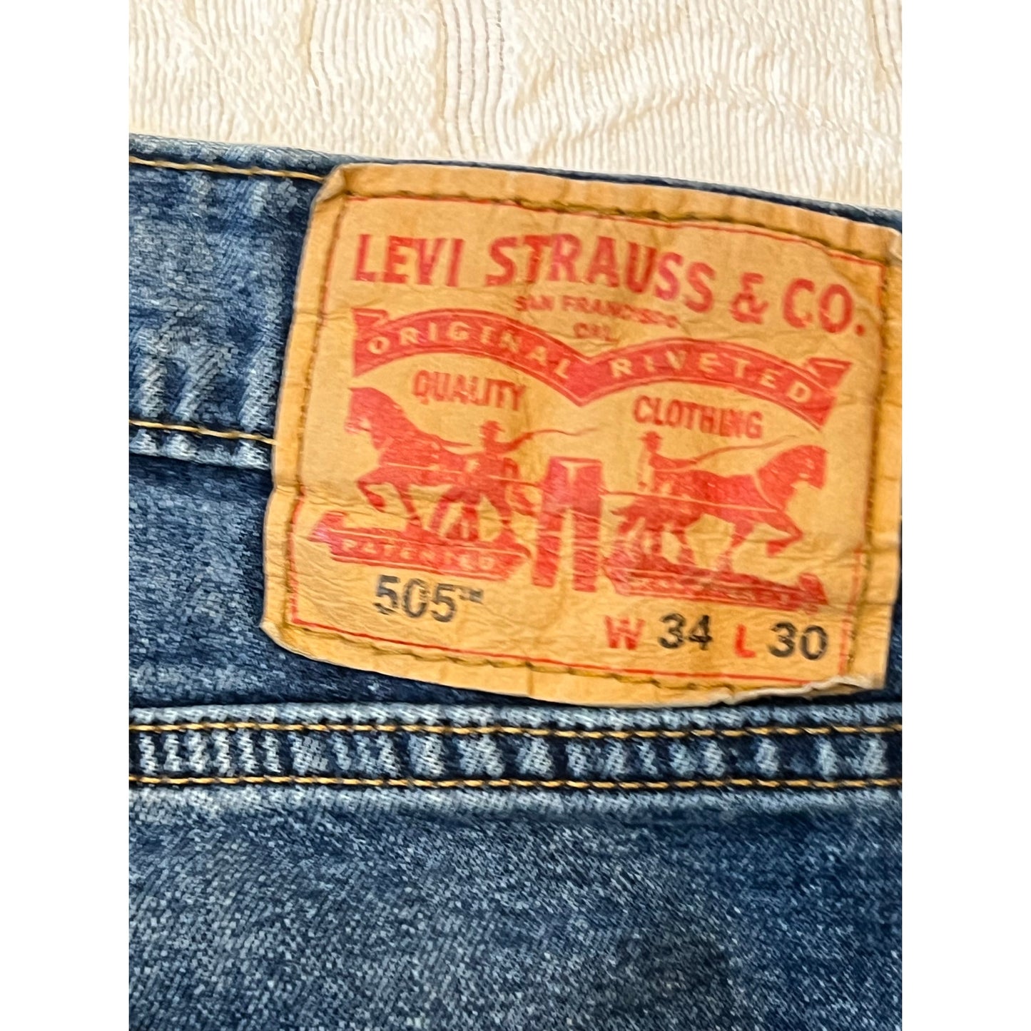 Jeans Levi's 505 de corte recto regular para hombre, 34x30