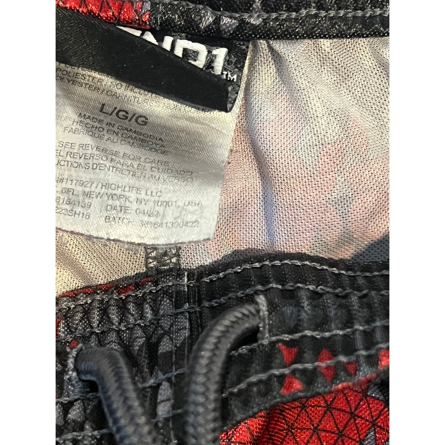 AND1 Red Black Gray Basketball Shorts Mens L