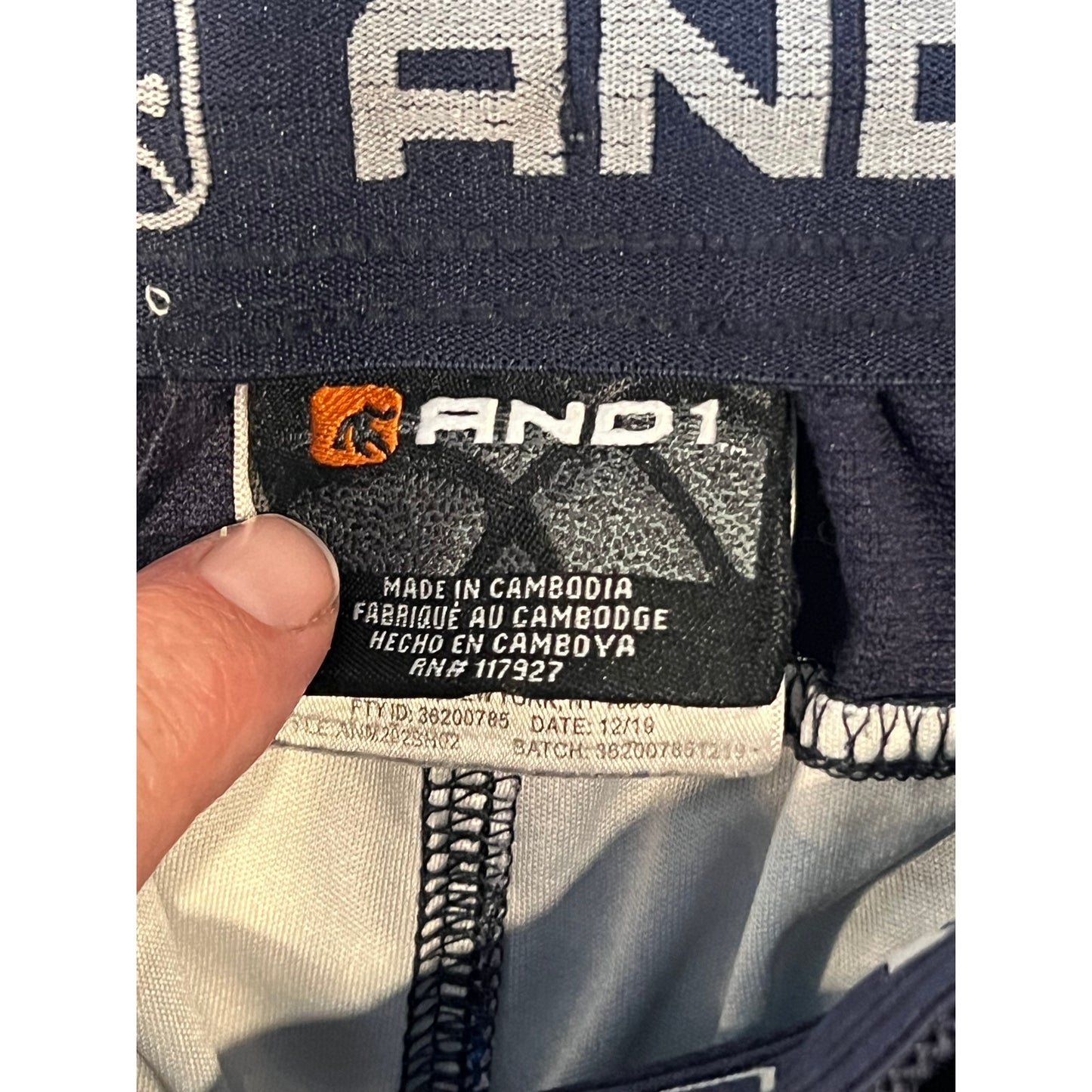 AND1 Black Blue Shapes Basketball Shorts Mens L