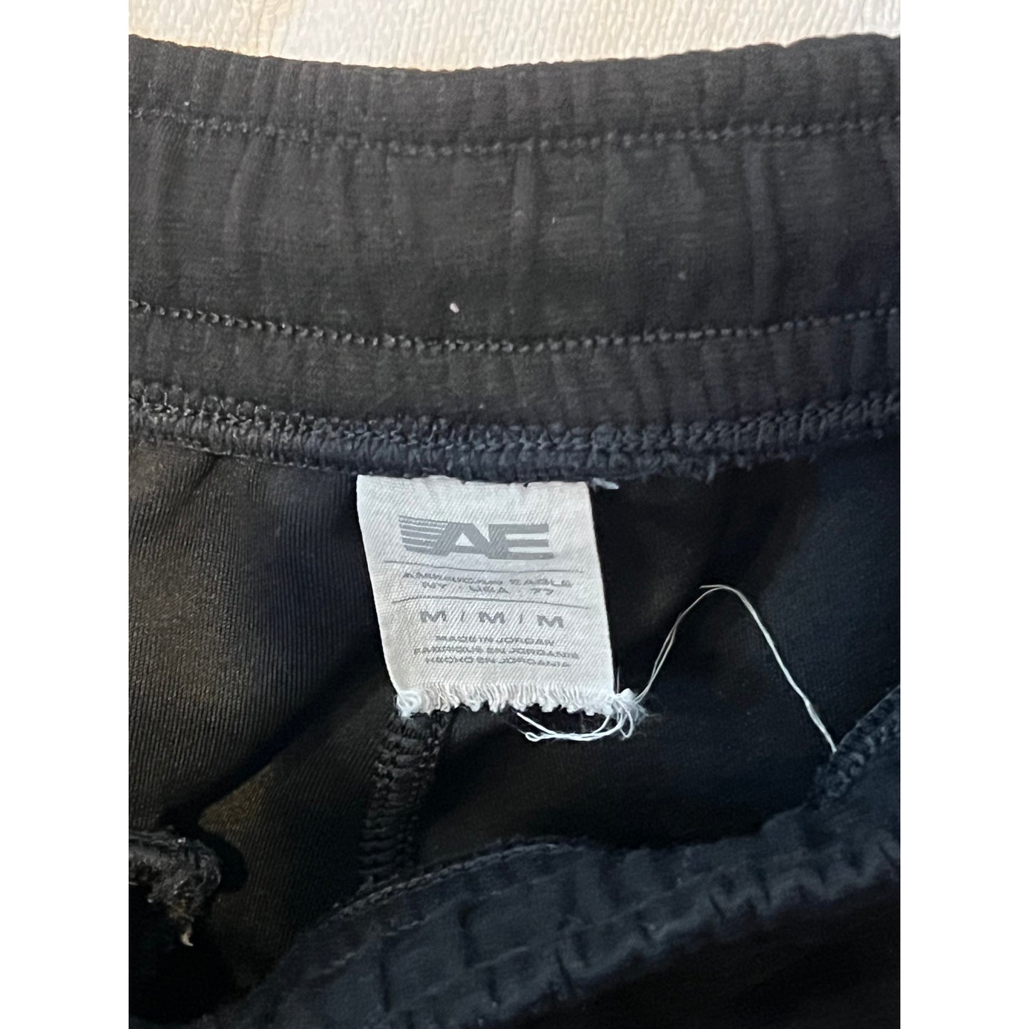 American Eagle Black Cuffed Sweatpants Mens Medium