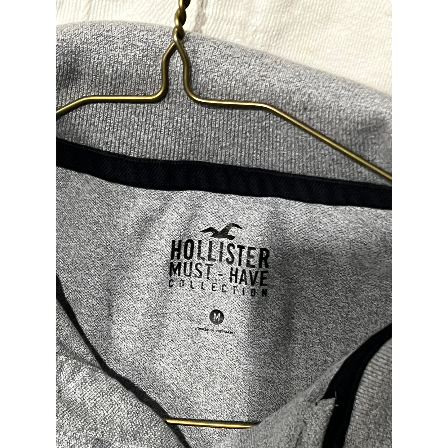 Hollister Must Have Collection Gray Polo Shirt Mens Medium