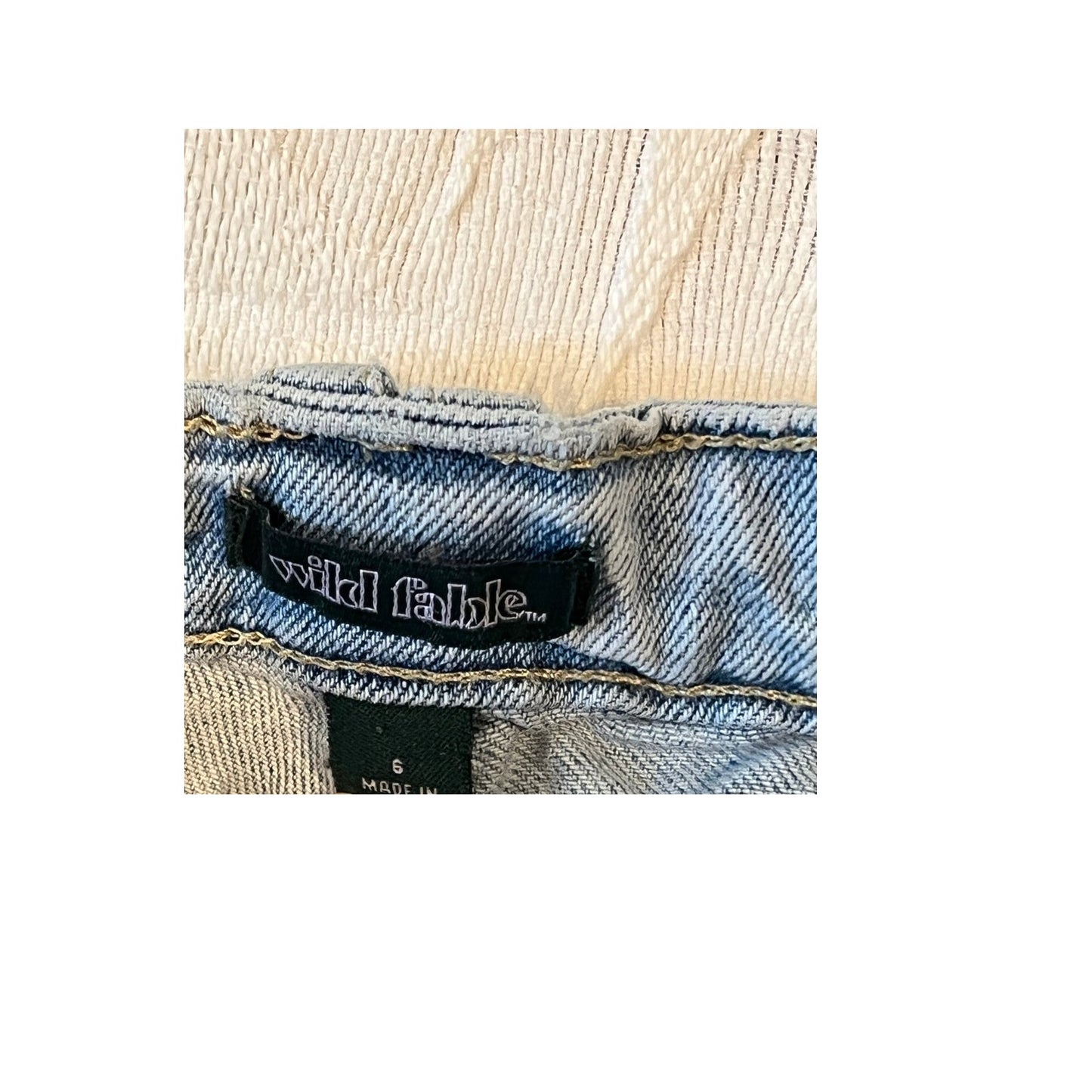Wild Fable Super High Rise Straight Carpenter Jeans Womans 6