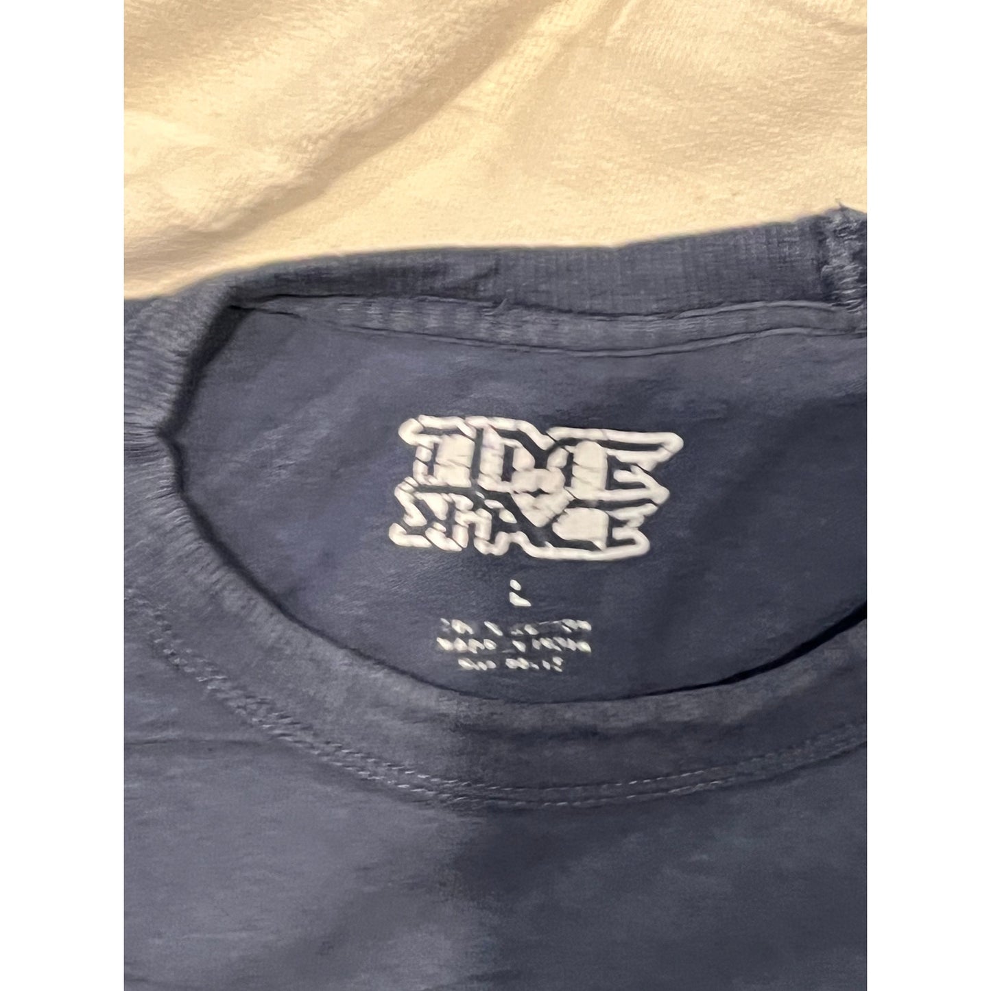 Time and Space Gray Green T-Shirt Mens Large