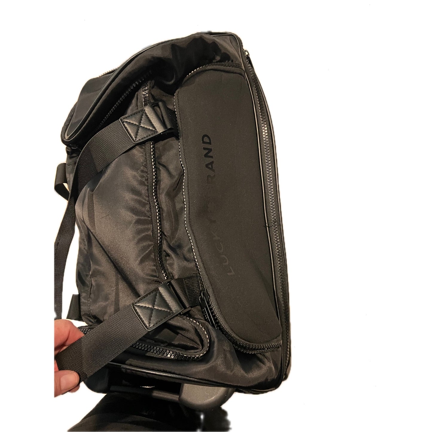 Lucky Brand Soft Shell 22x14x12" Duffel Roller