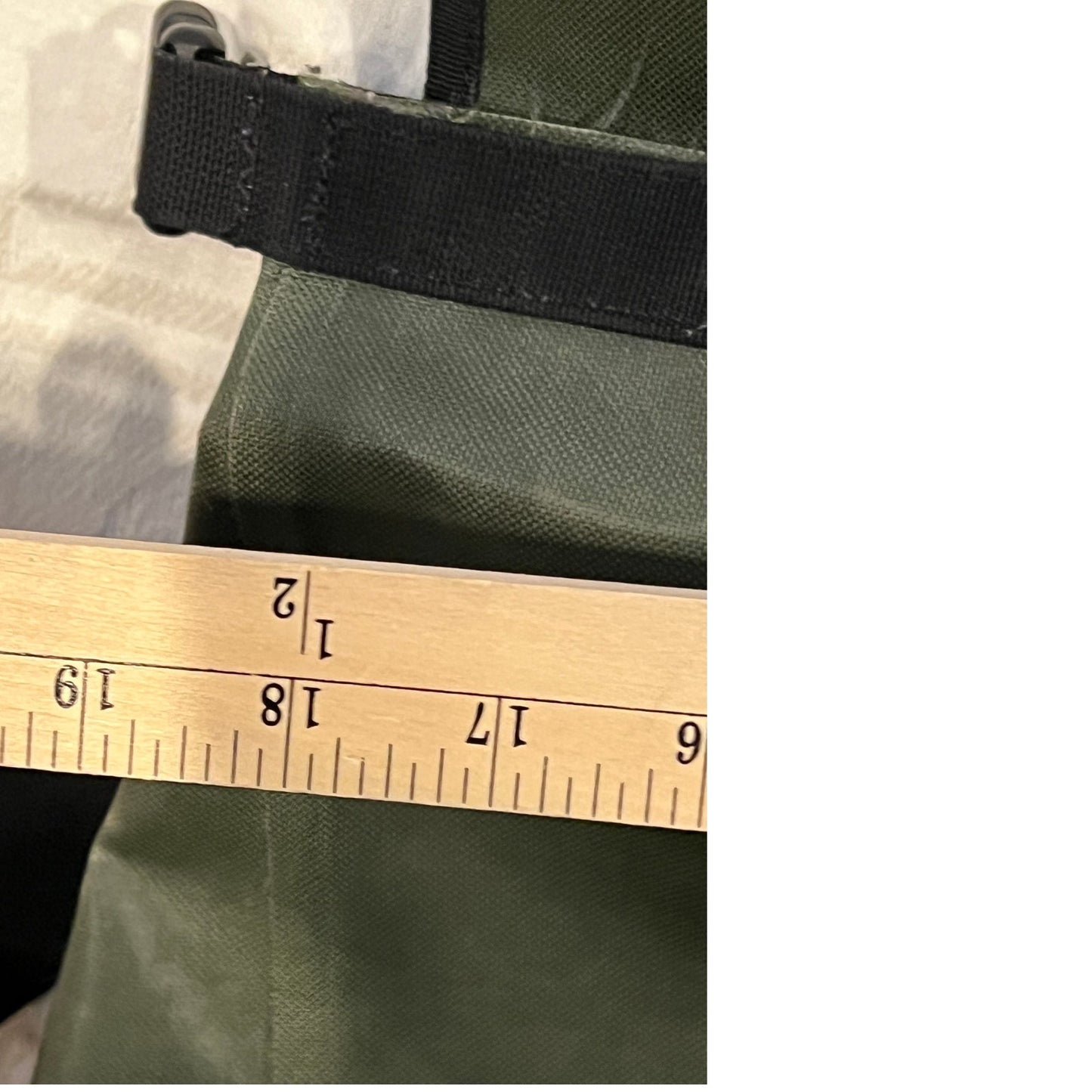 CC Filson Dry Messenger Bag Green Waterproof Sportsman 25L