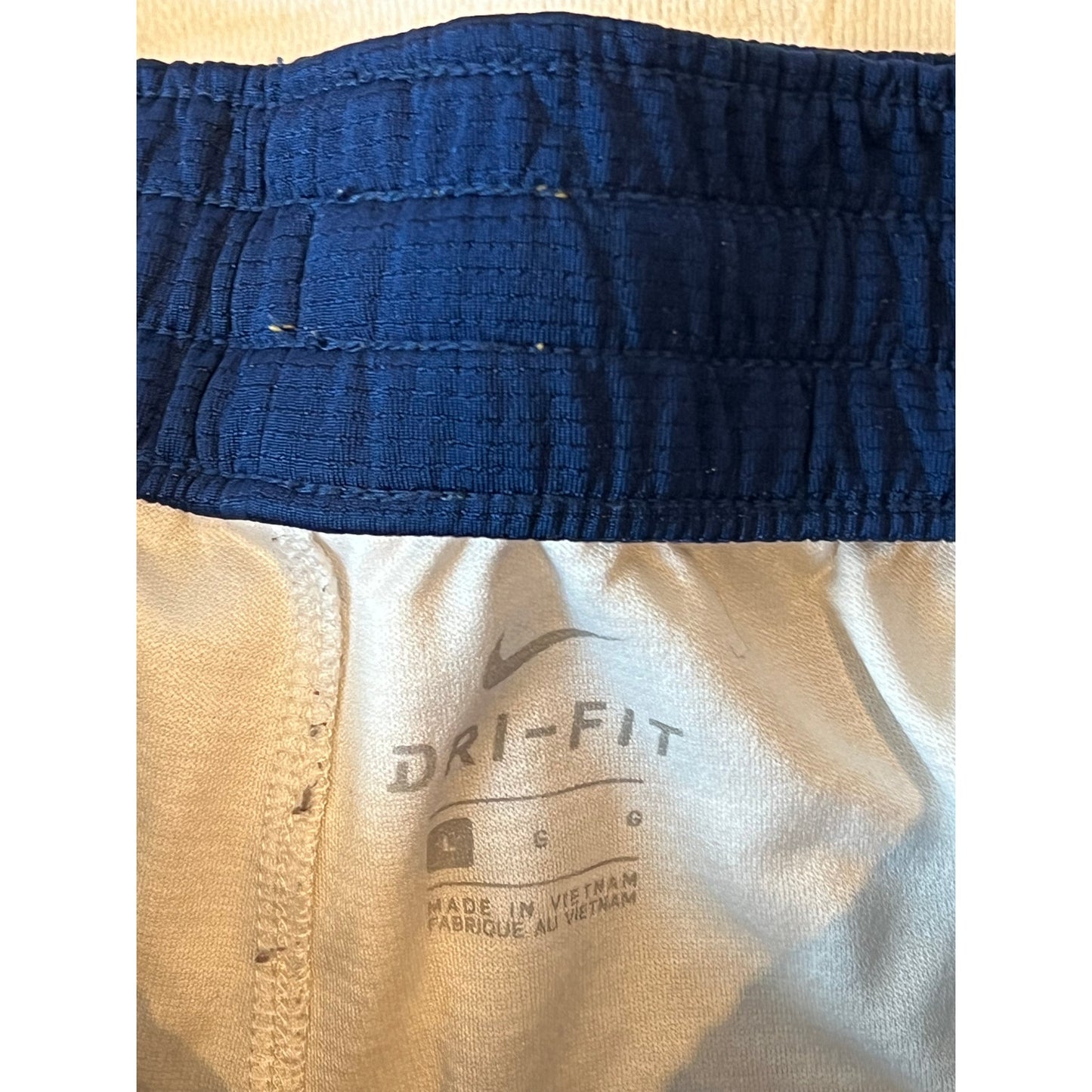 Nike Vintage Dri Fit Basketball Shorts Mens L