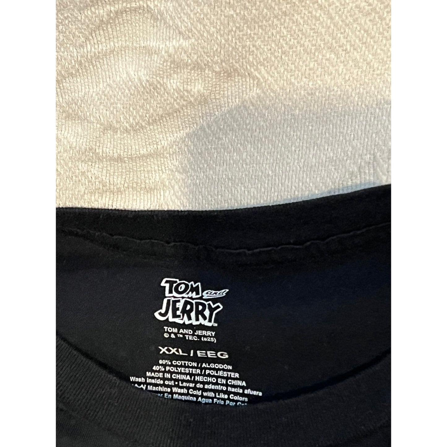 Tom and Jerry Black T-Shirt Mens XXL