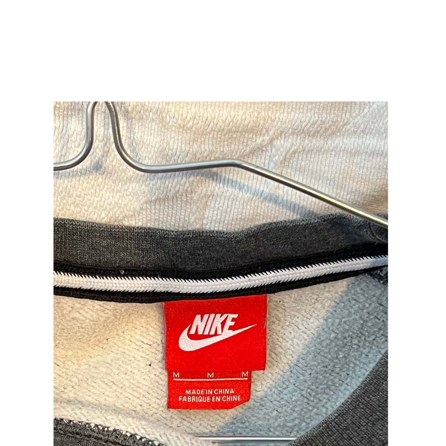 A1 Sweat-shirt ras du cou Nike Spellout Swoosh Homme Taille M Gris