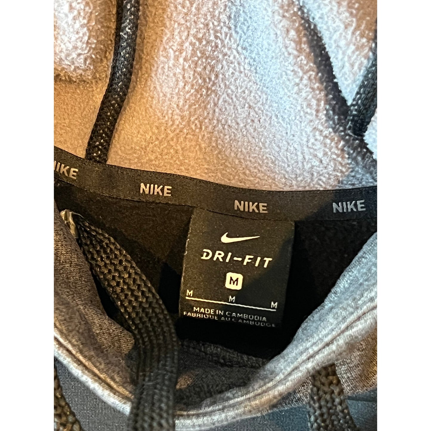 Sudadera con Capucha Negra Gris Dri Fit de Nike para Hombre Talla M