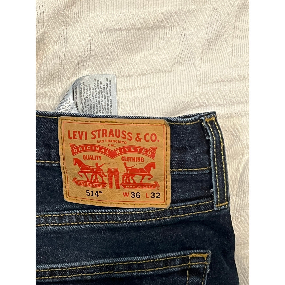 Levis 514 Men's Blue Jeans Slim Straight Size 36x32