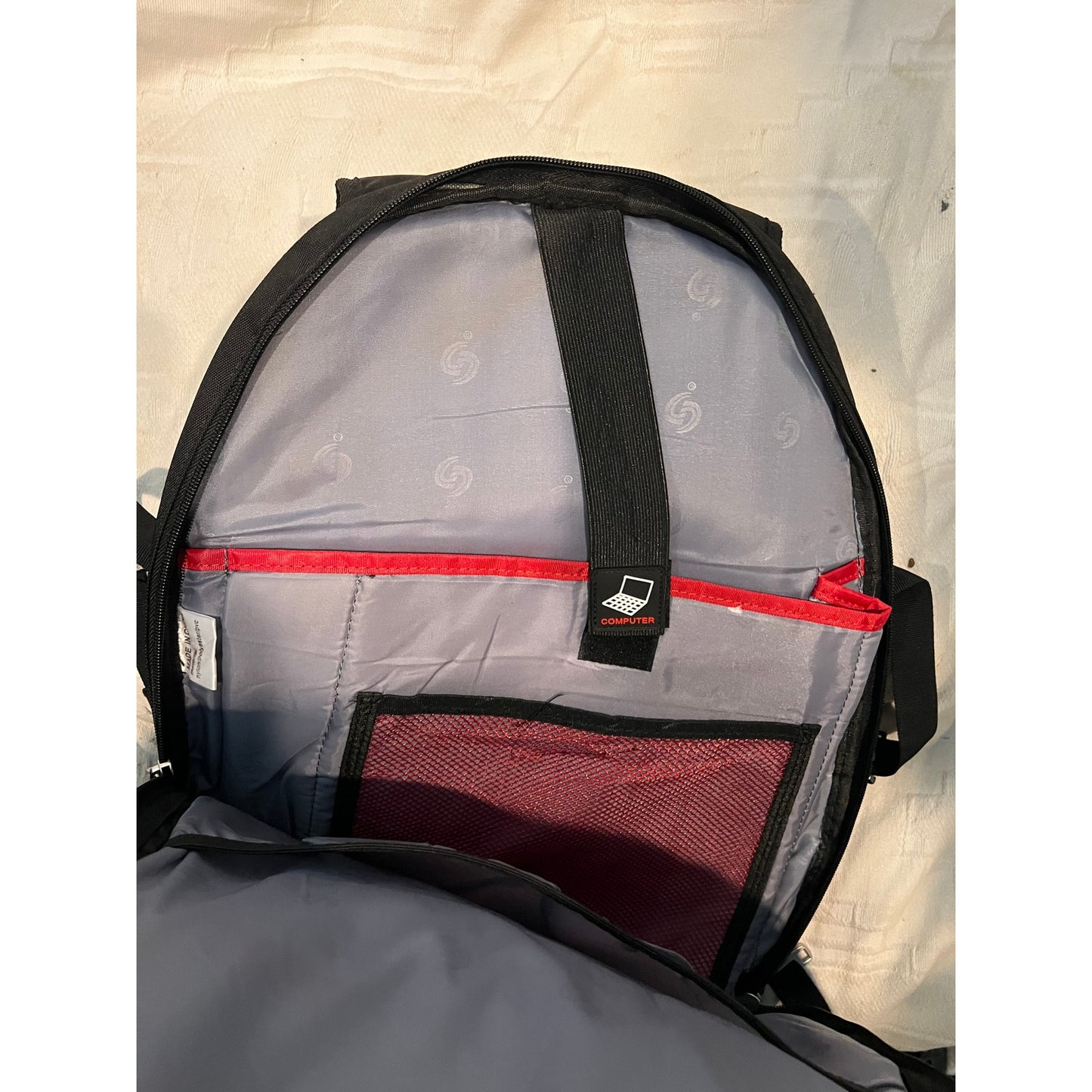 Shrradoo Computer Charging Backpack
