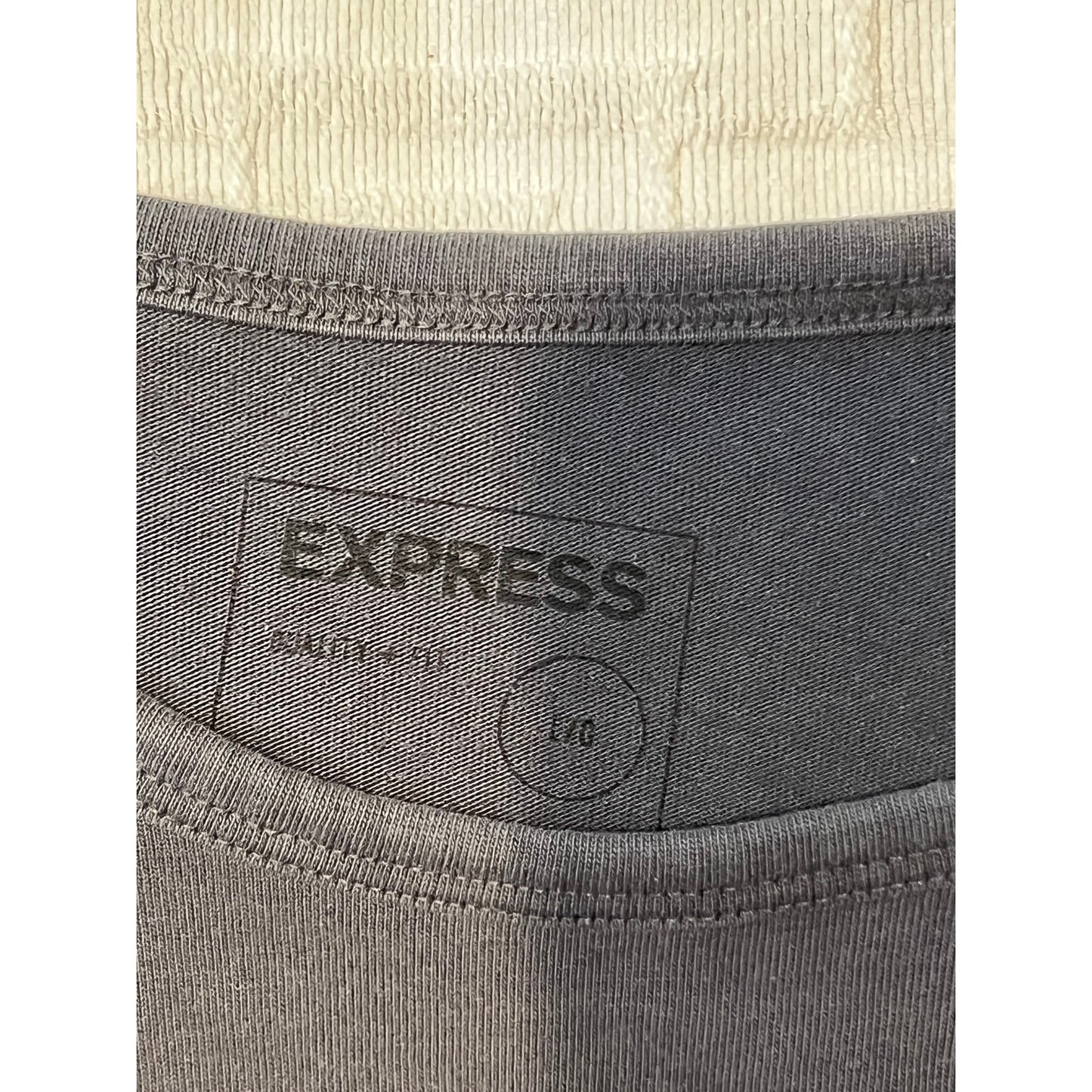 Express Graphic Print T-Shirt Mens Large