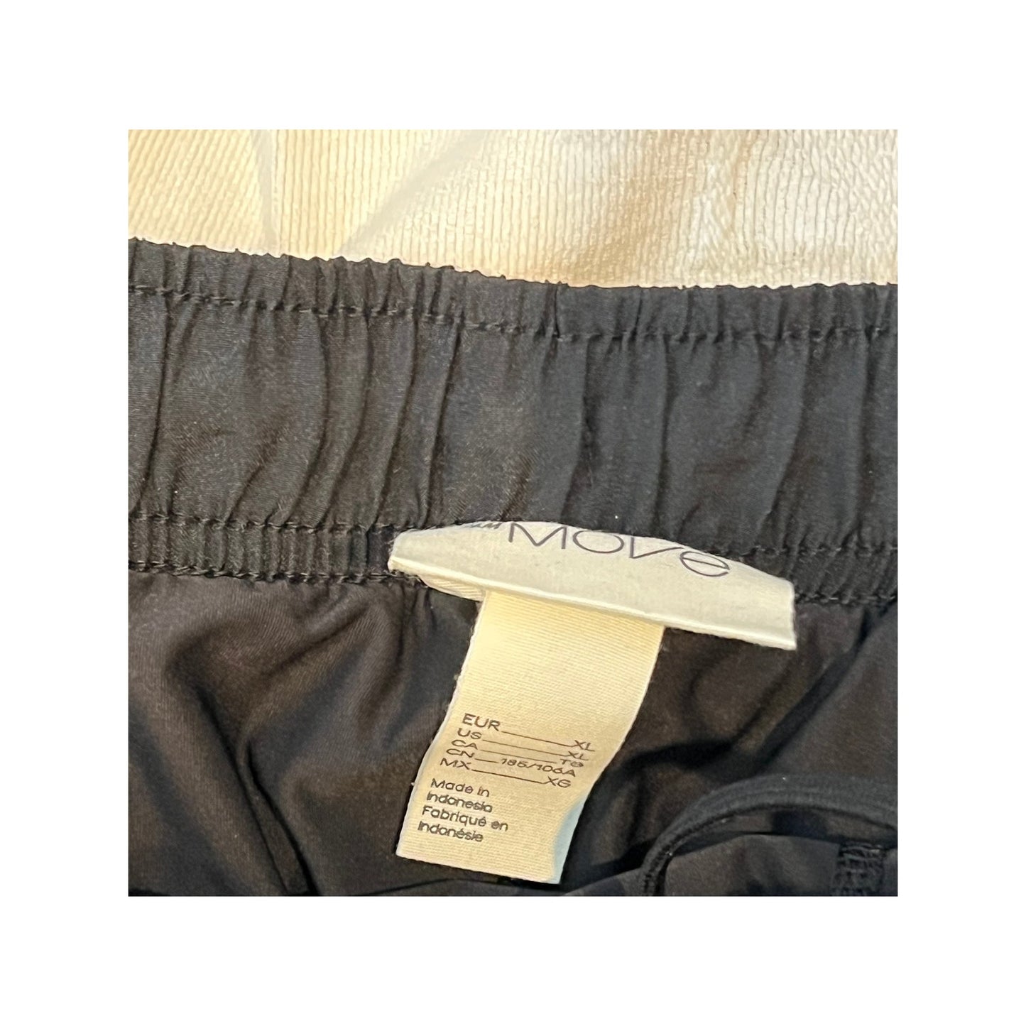 H & M Move Training Shorts w Compression Liner Mens XL