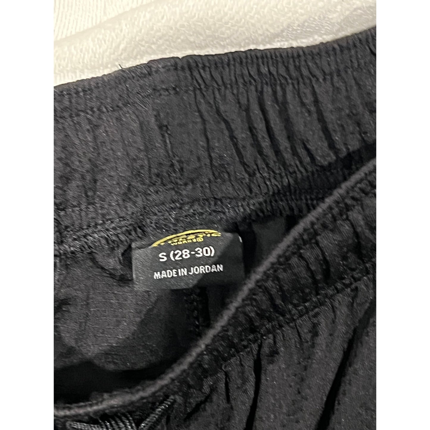 Athletic Works Black Athletic Men's S (28-30)