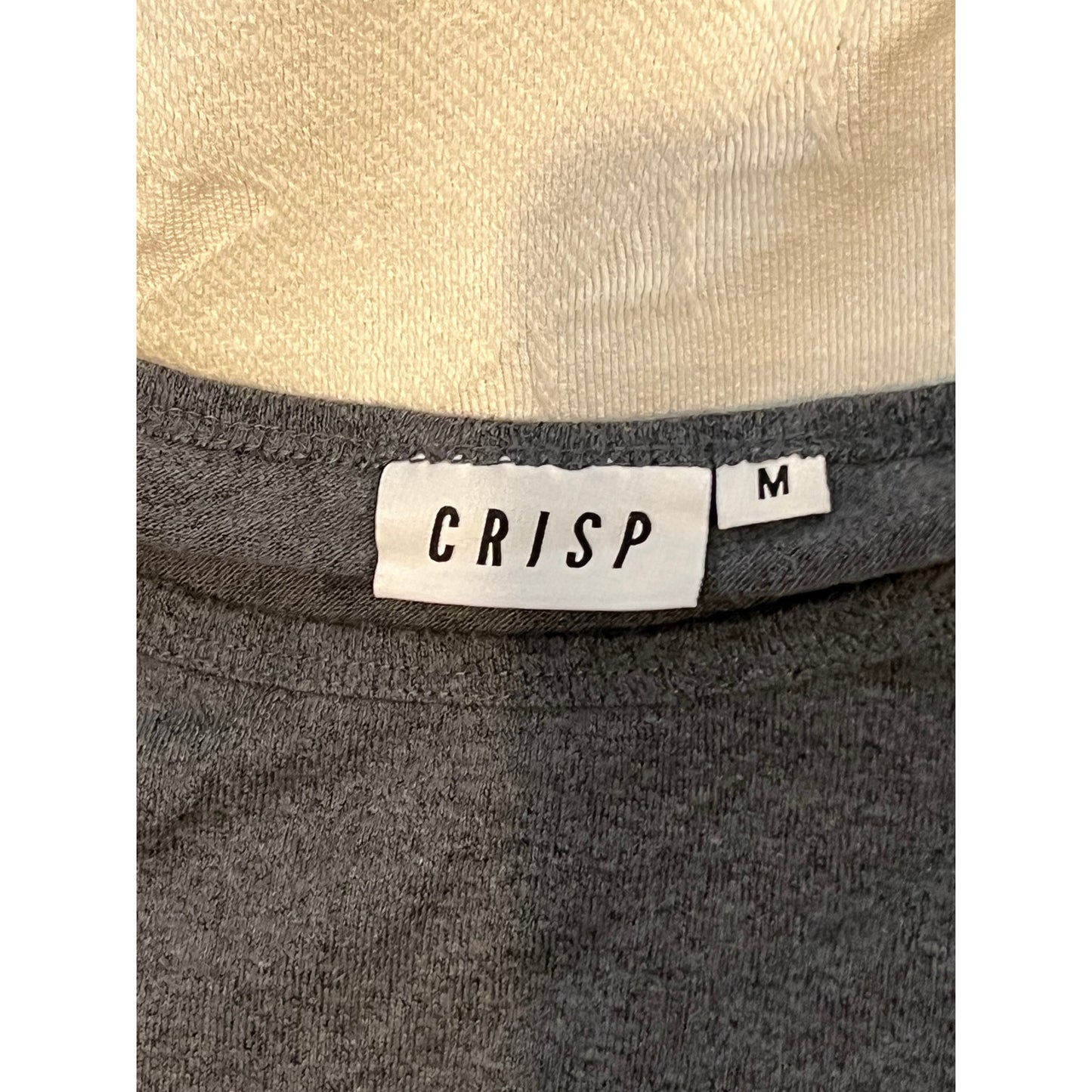 Crisp Brand Gray T-Shirt Mens Medium