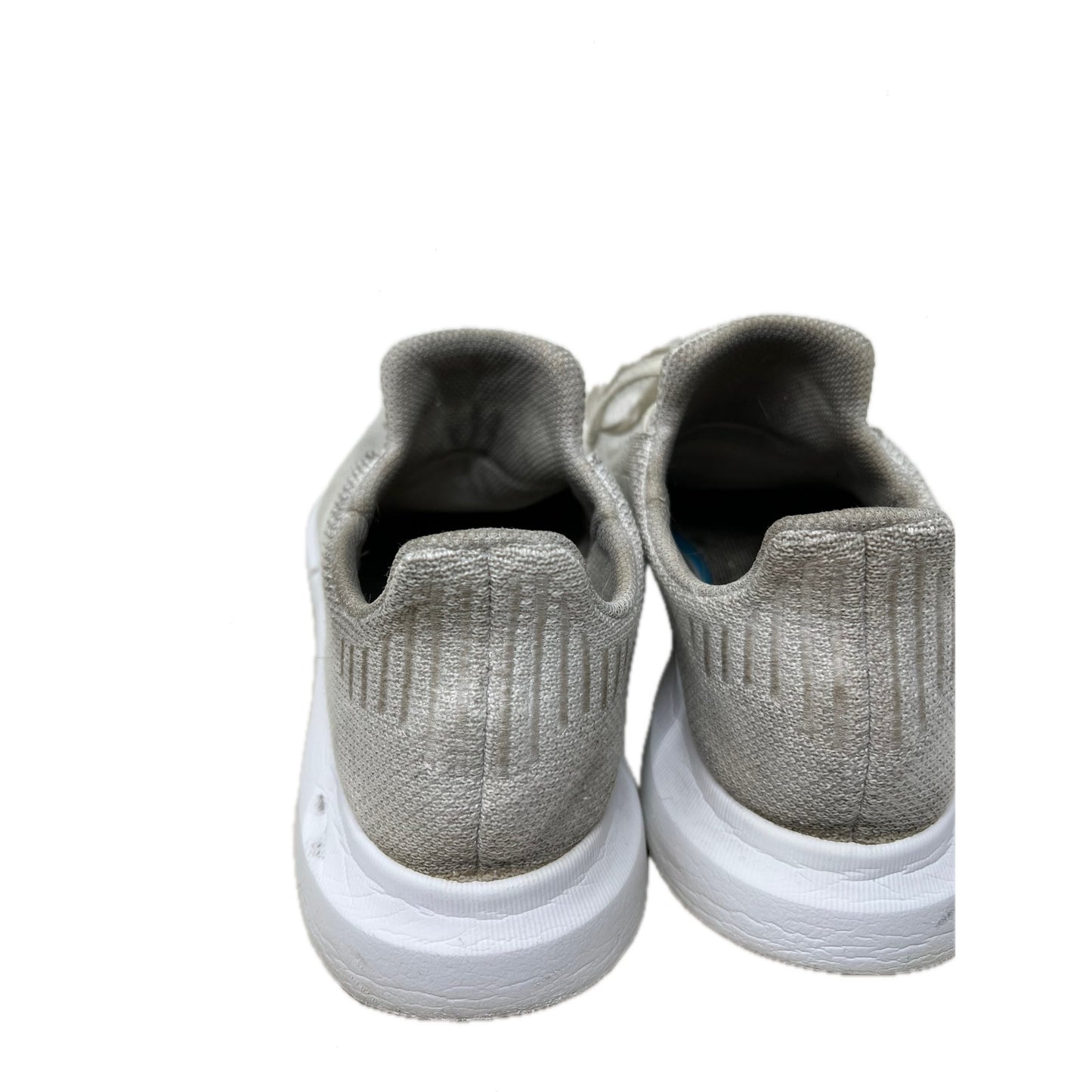 Adidas Swift Run men’s 9 shoes white