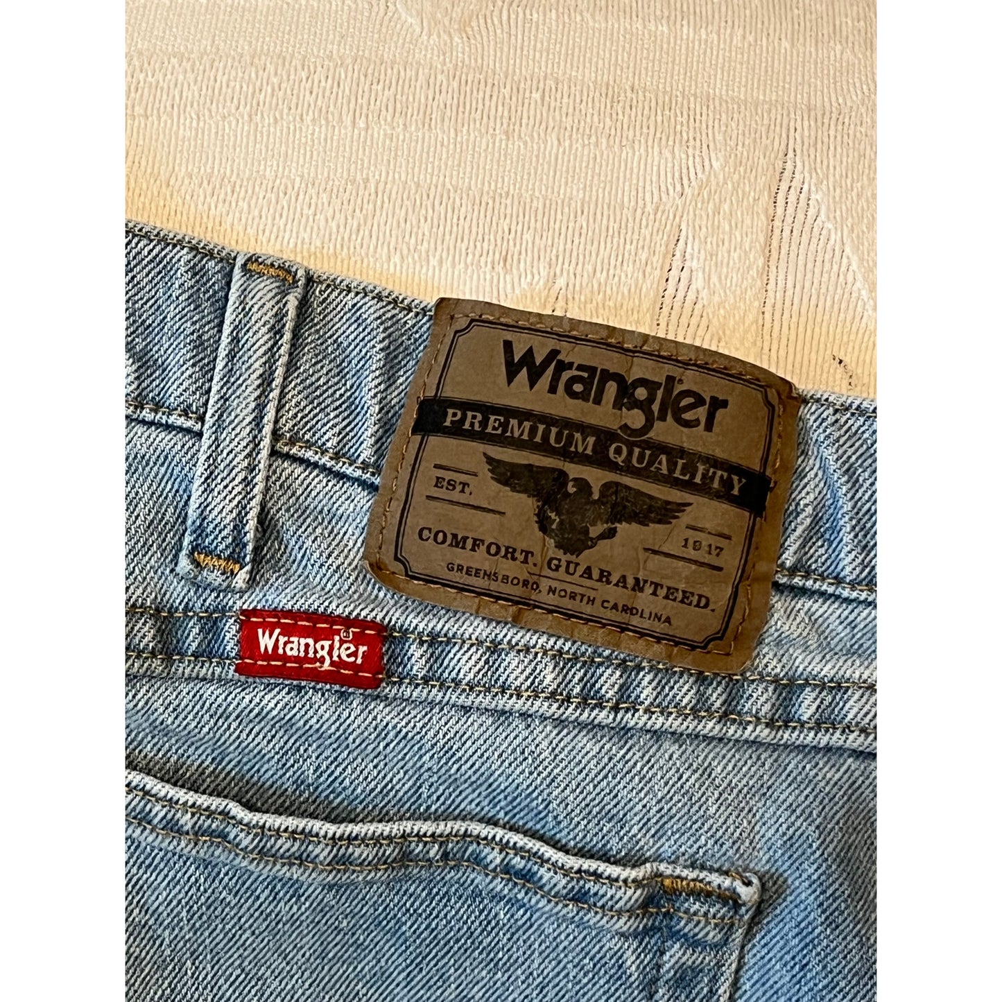 Wrangler Straight Fit Blue Jeans Mens 42x32