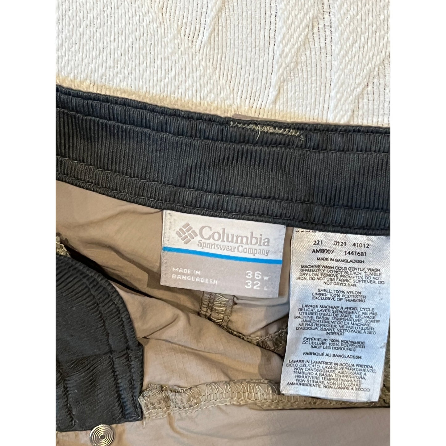Columbia OmniShade Perforrmance Fishing Gear Cargos 36X32