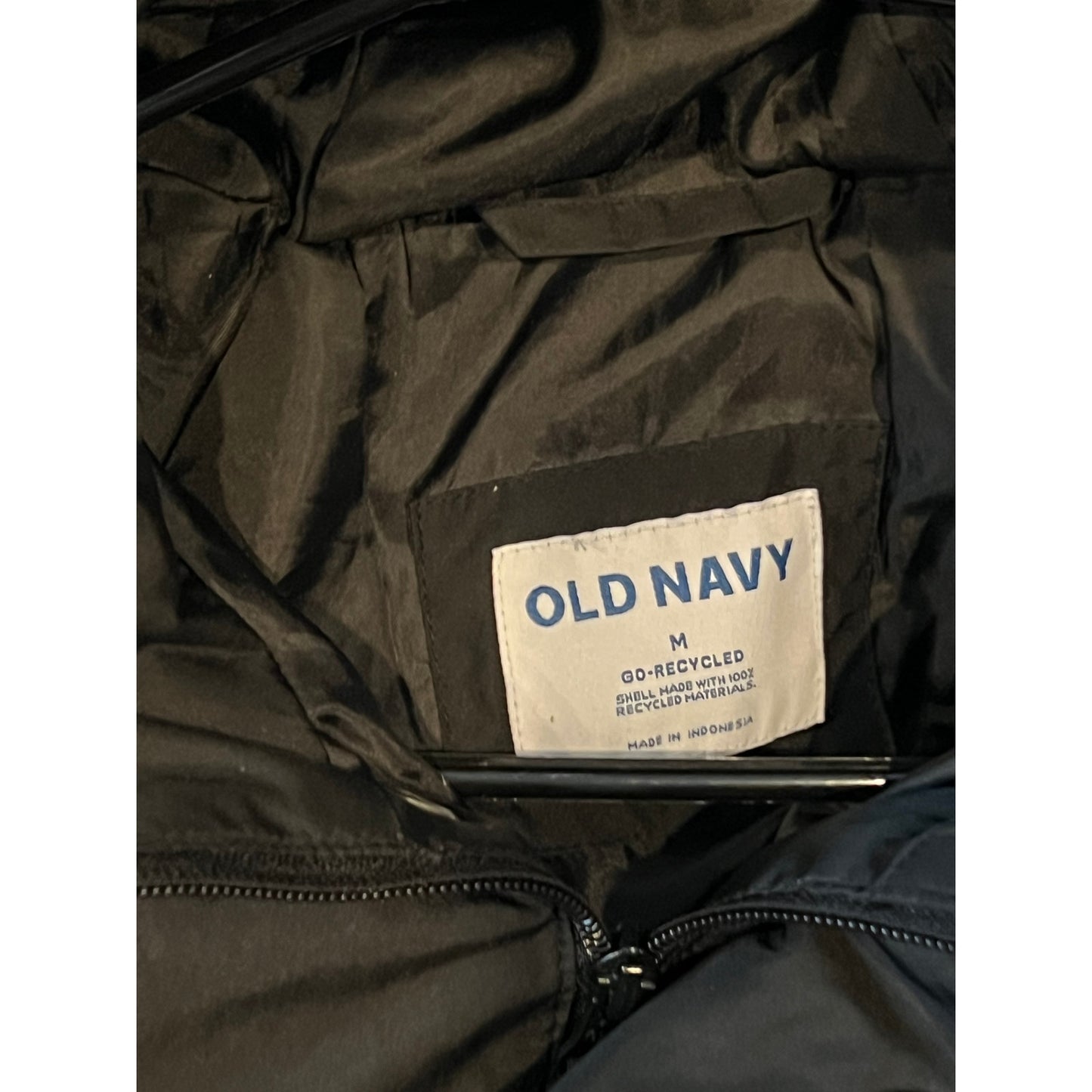 Parka hinchable con capucha negra Old Navy para hombre, talla M