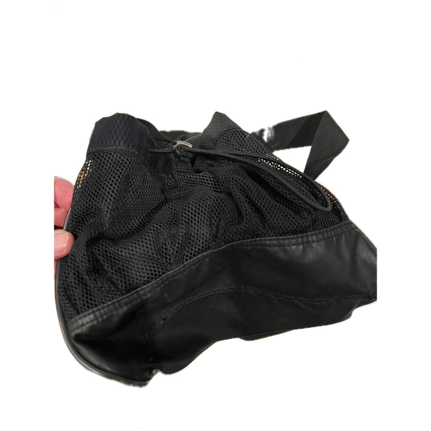 Nike Brasilia 9.5 Black Medium 60L Duffel Gym Bag