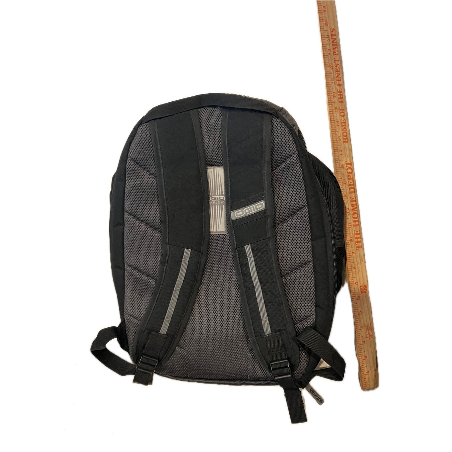 GIO Padded Checkpoint Friendly Computer Backpack