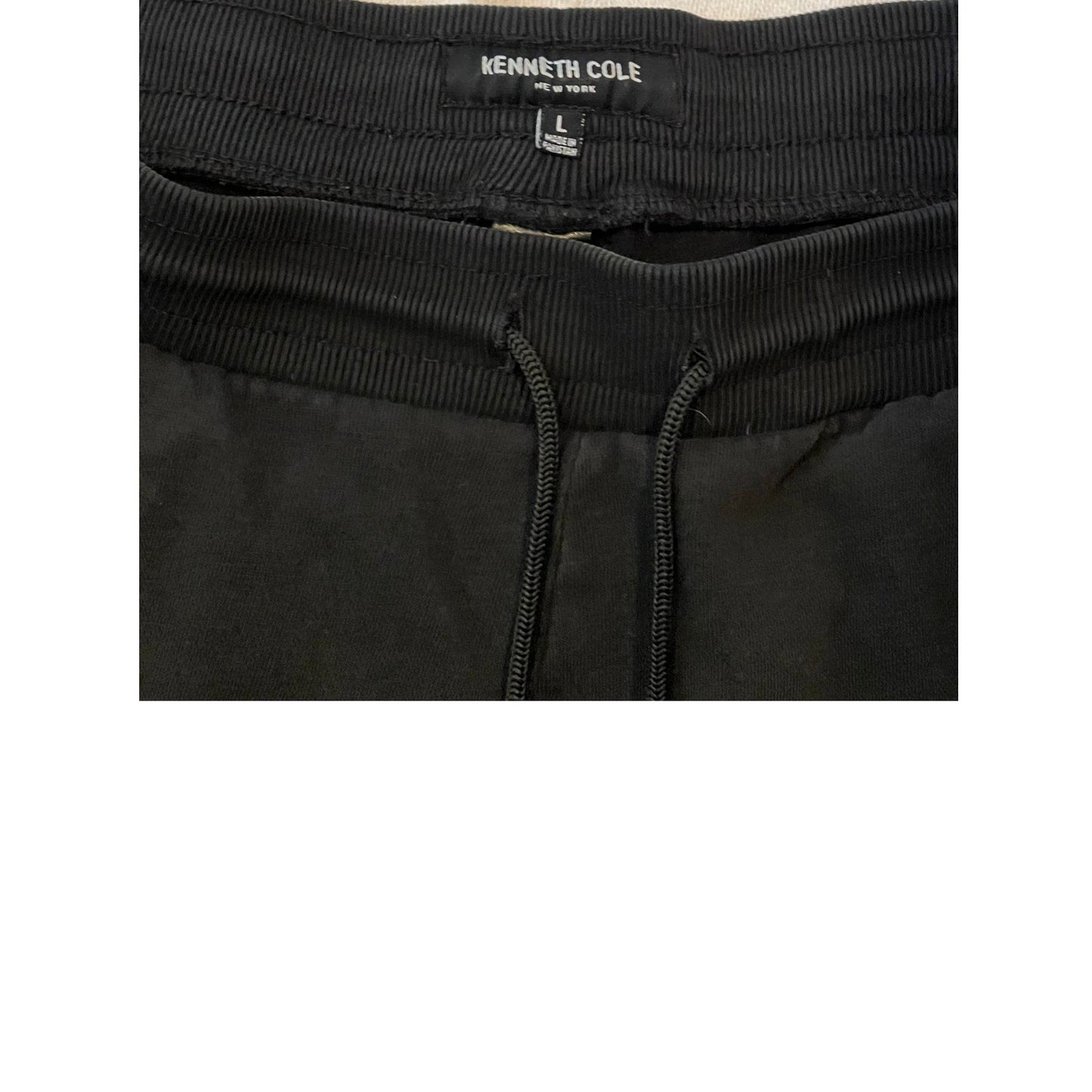 Kenneth Cole Black Sweatshorts Homme Large