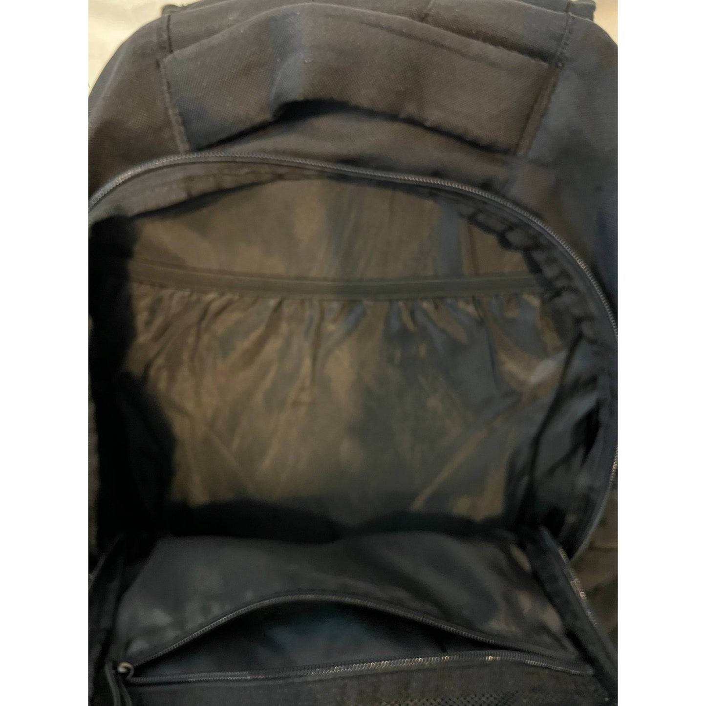 Sac à dos Outdoor Products noir 26L avec simili cuir