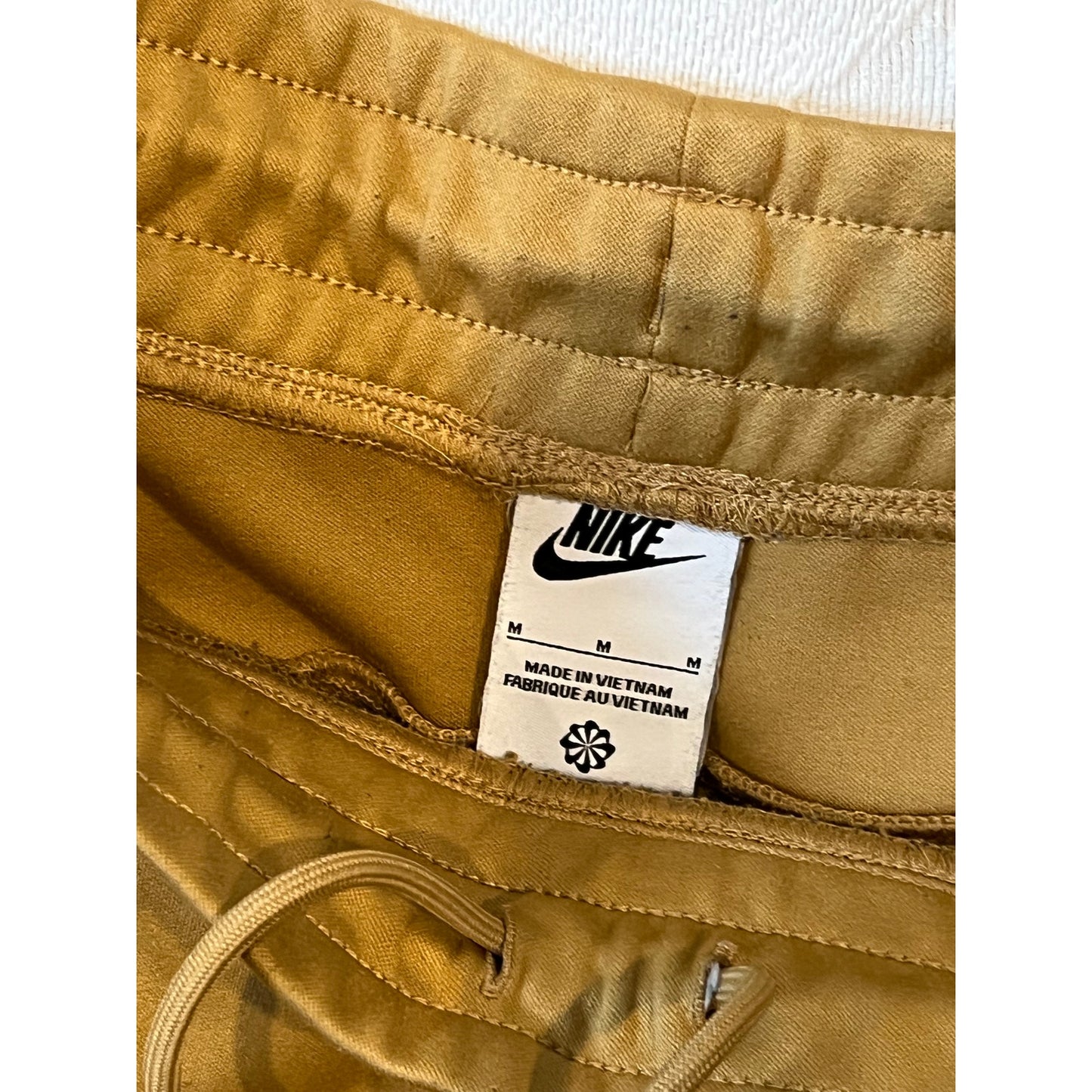 Nike Tan Mustard Dri-Fit Joggers Mens M