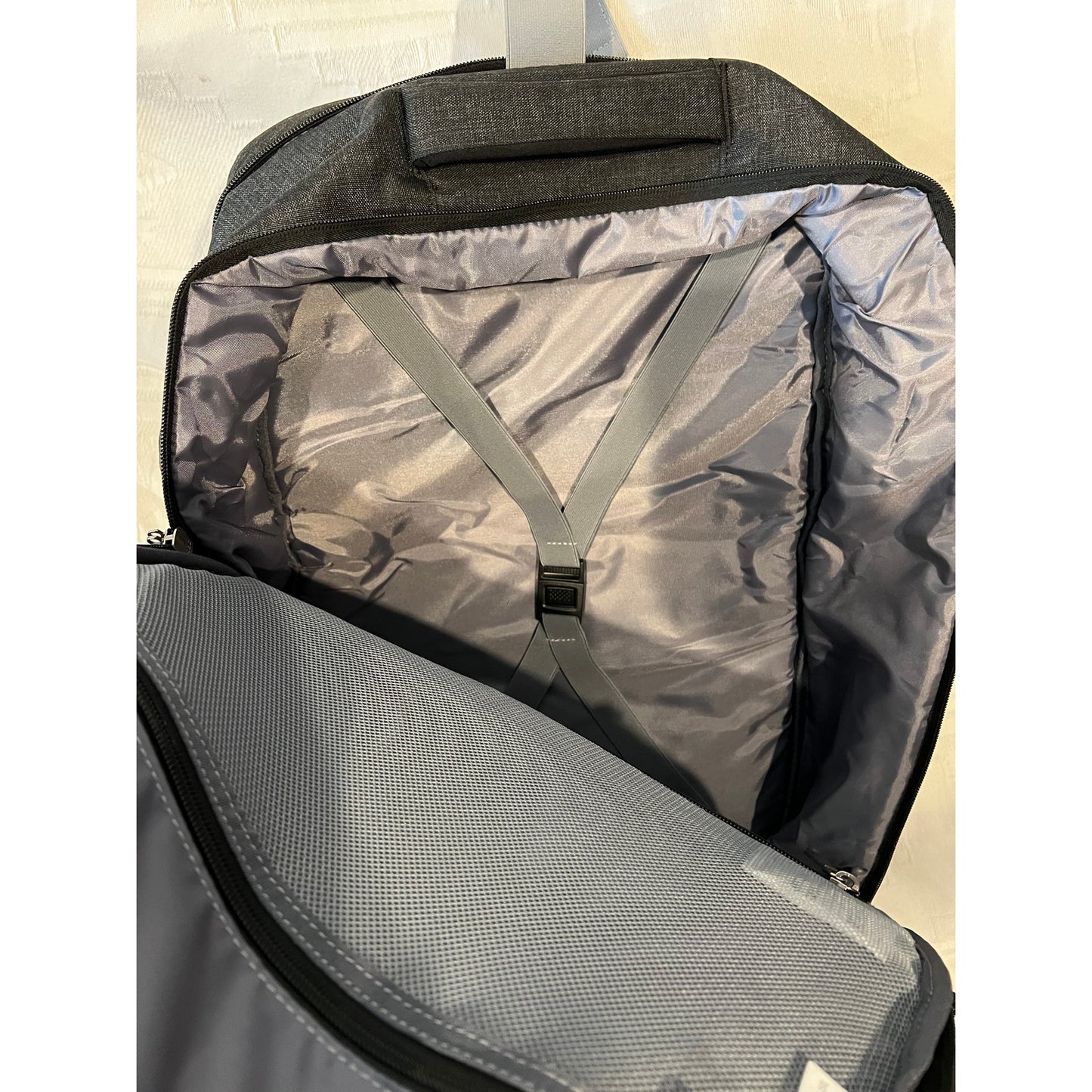 Mokin Gray Clamshell Computer Backpack XL