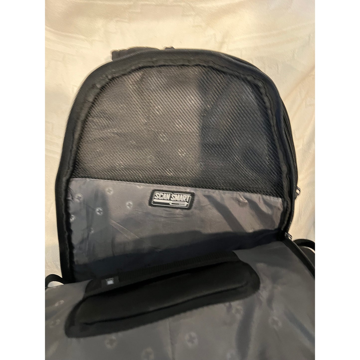 Swiss Gear 3760 Laptop Backpack Black Red