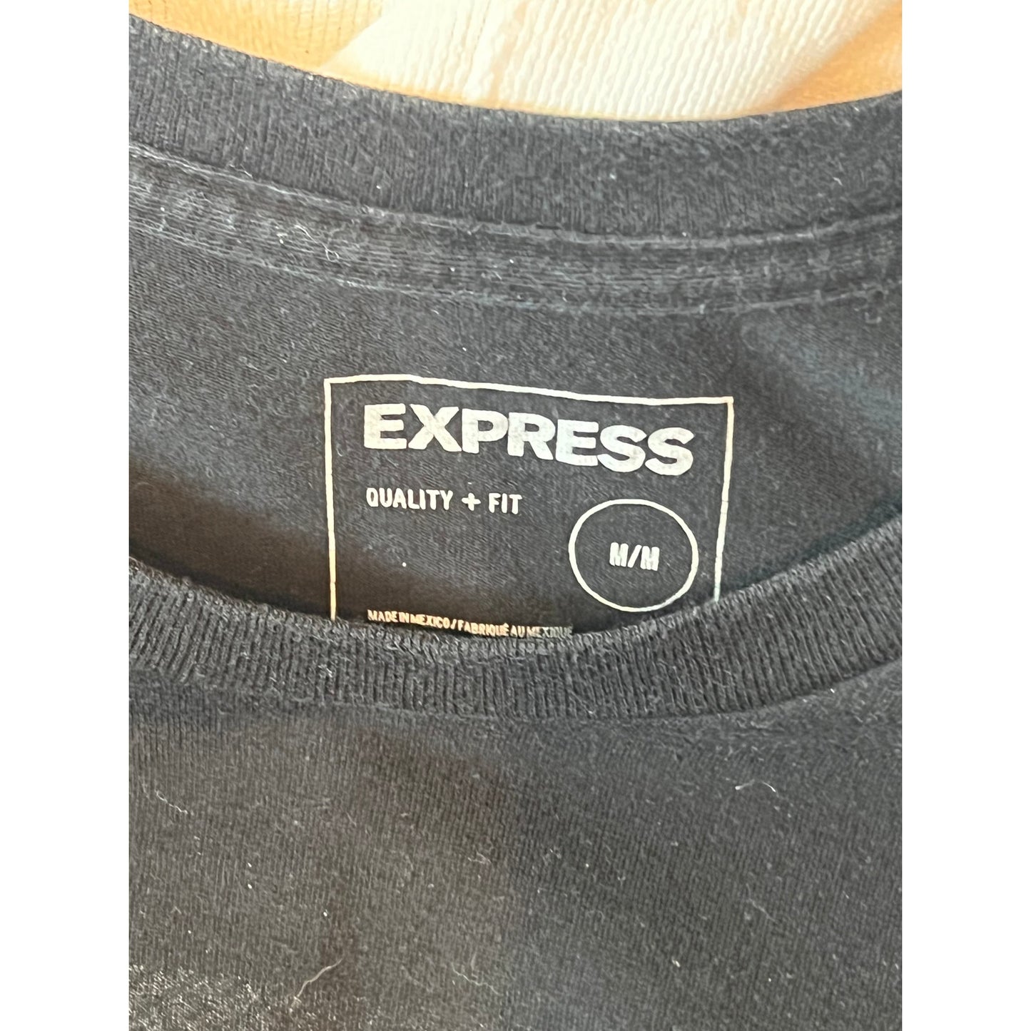 Express Quality Fit Long Sleeve Black T-Shirt Mens M