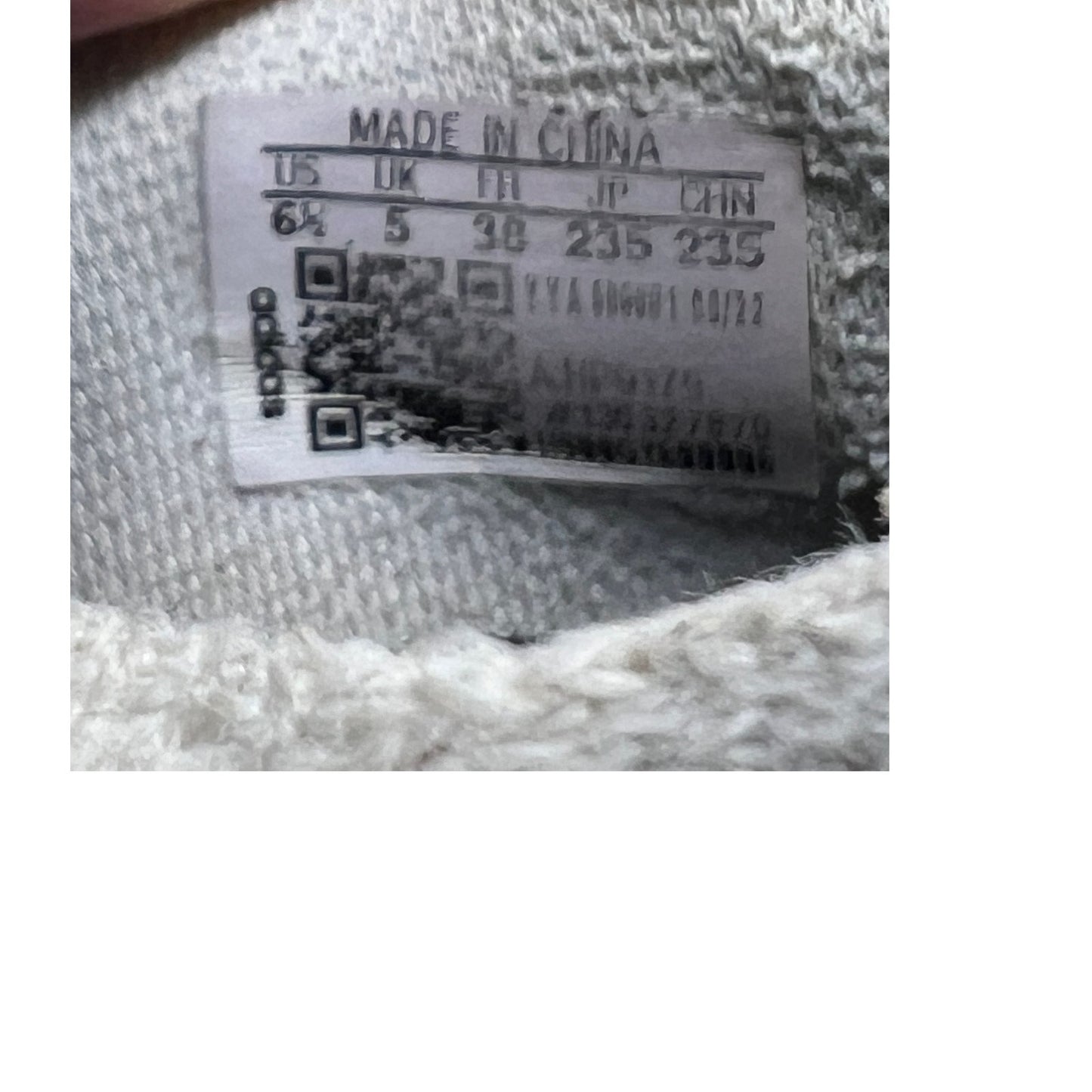 Adidas UltraBoost with Tencel Running Shoes Womans 6.5