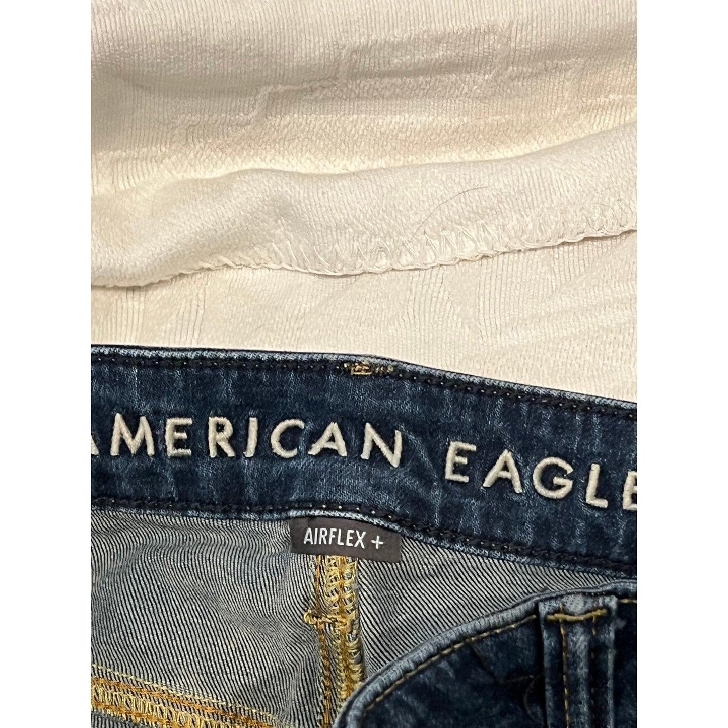 American Eagle Athletic Fit  Blue Jeans 32x34