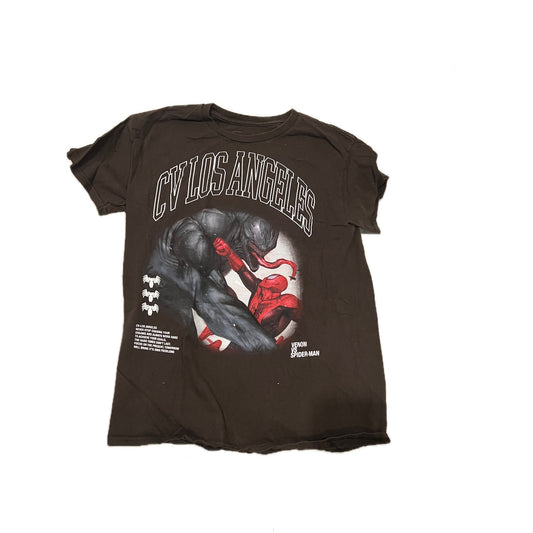Venom vs Spiderman Tee Shirt Mens M