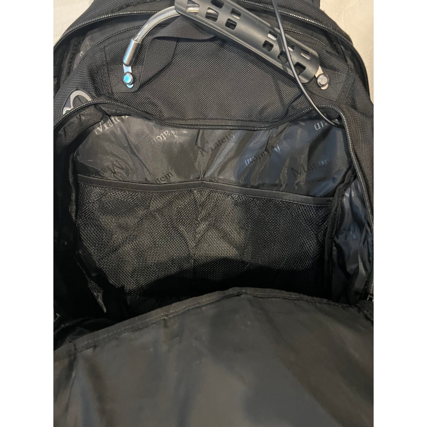 Matein Travelers Black Padded Backpack