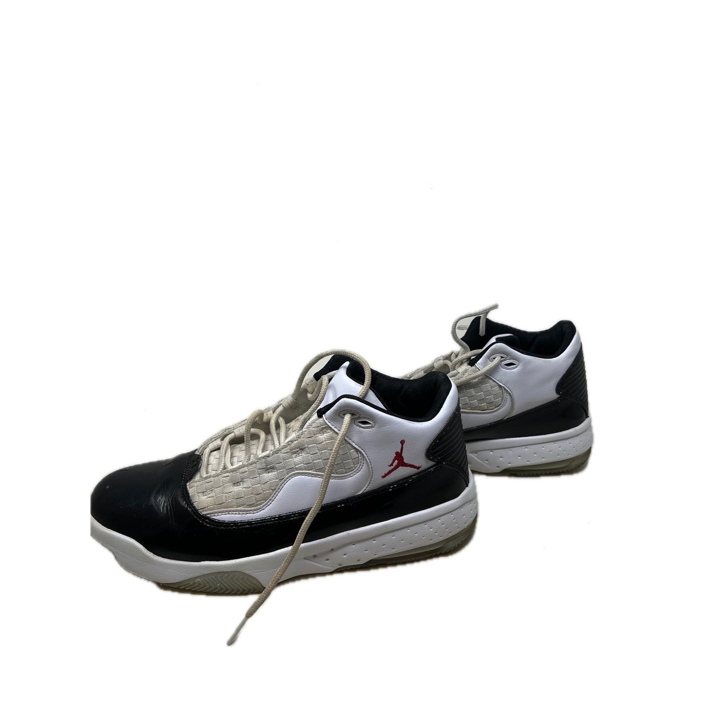 Nike Jordan Max Aura 2 Blanco Negro Rojo Gimnasio Hombre 10.5