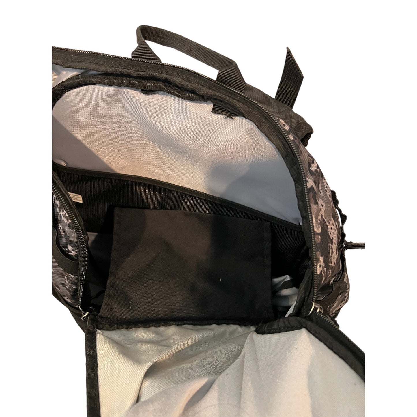 Mochila Under Armour Hustle Camuflaje Gris - Gamebag