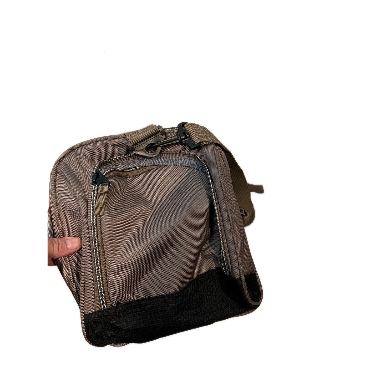 Wrangler 16" Sport & Travel Duffel Beige Black