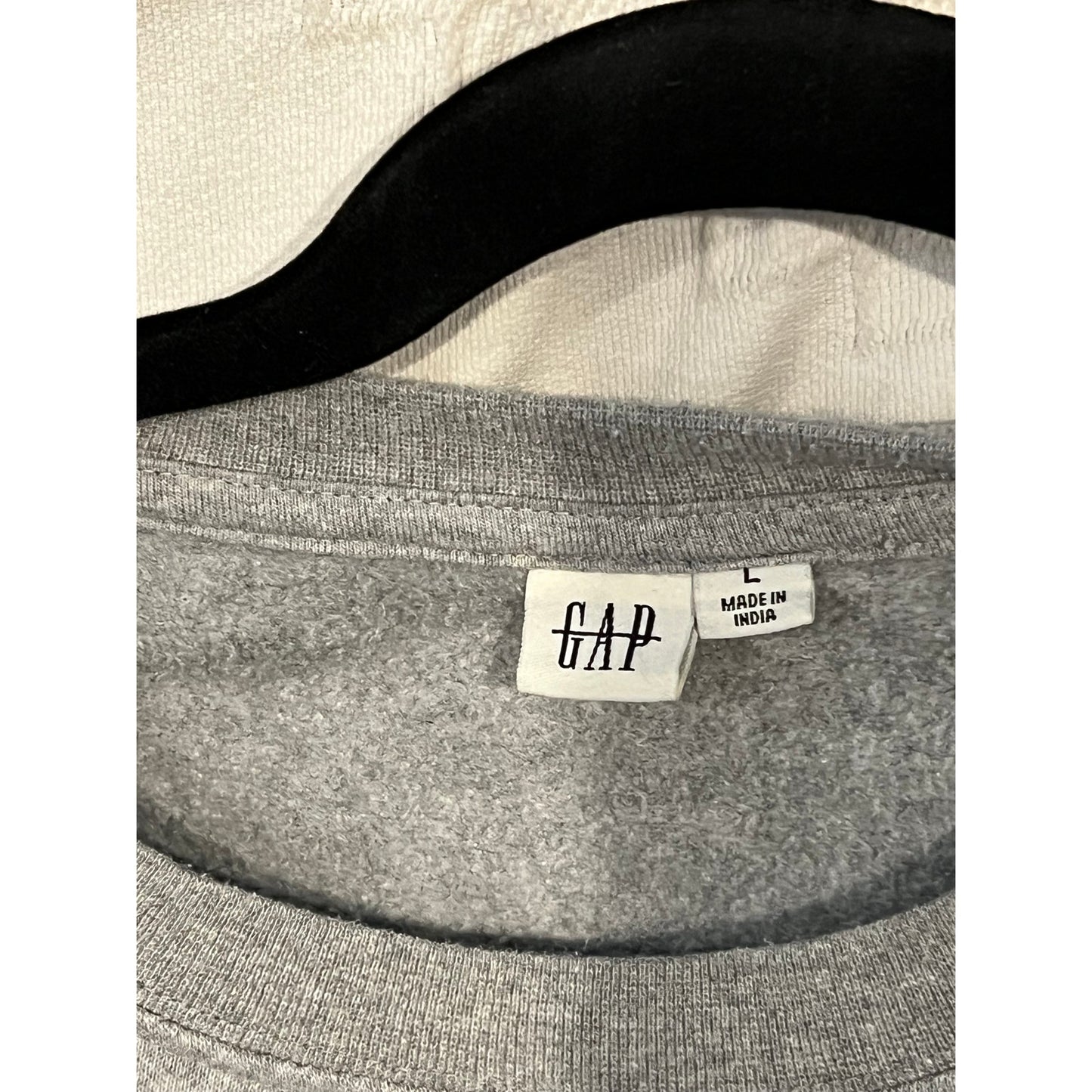 Sudadera Gap gris cuello redondo para hombre, talla L