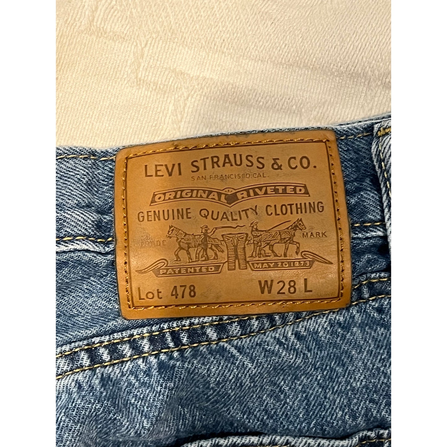 Levi's 478 Baggy Men's Shorts Waist 28 Inseam 12