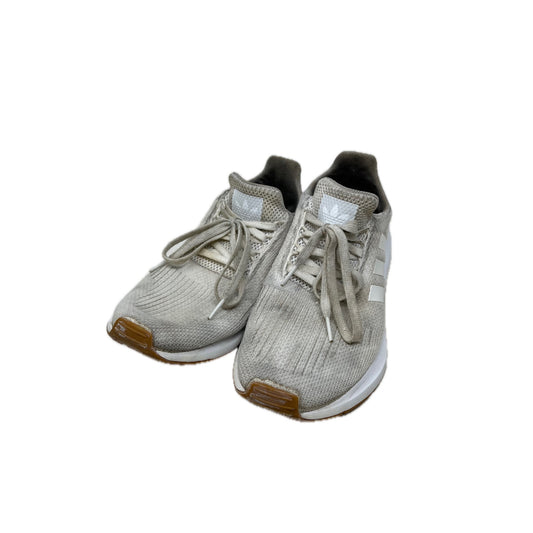 Adidas Swift Run men’s 9 shoes white