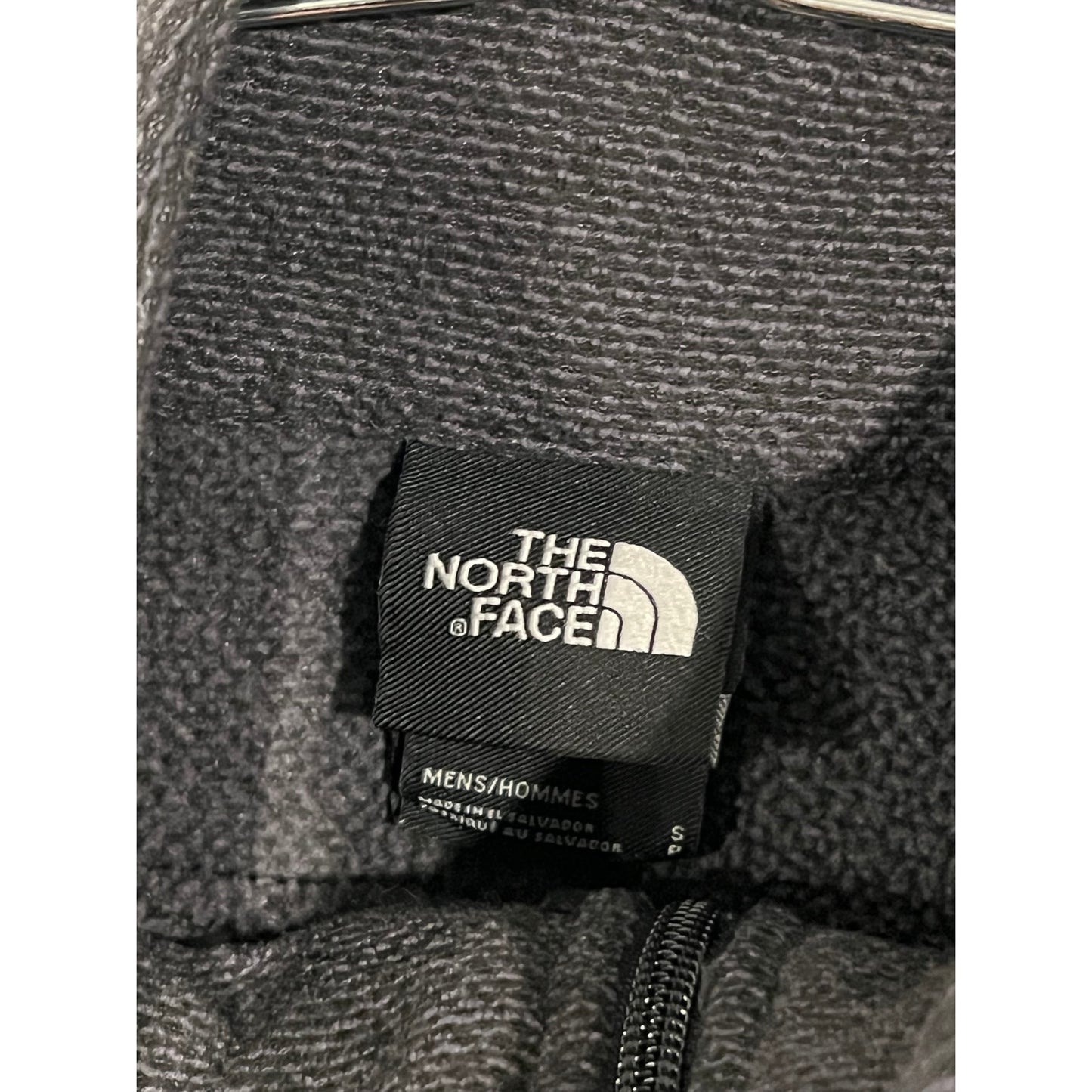 The North Face Charcoal Grey Men's Qtr Zip Mens Small