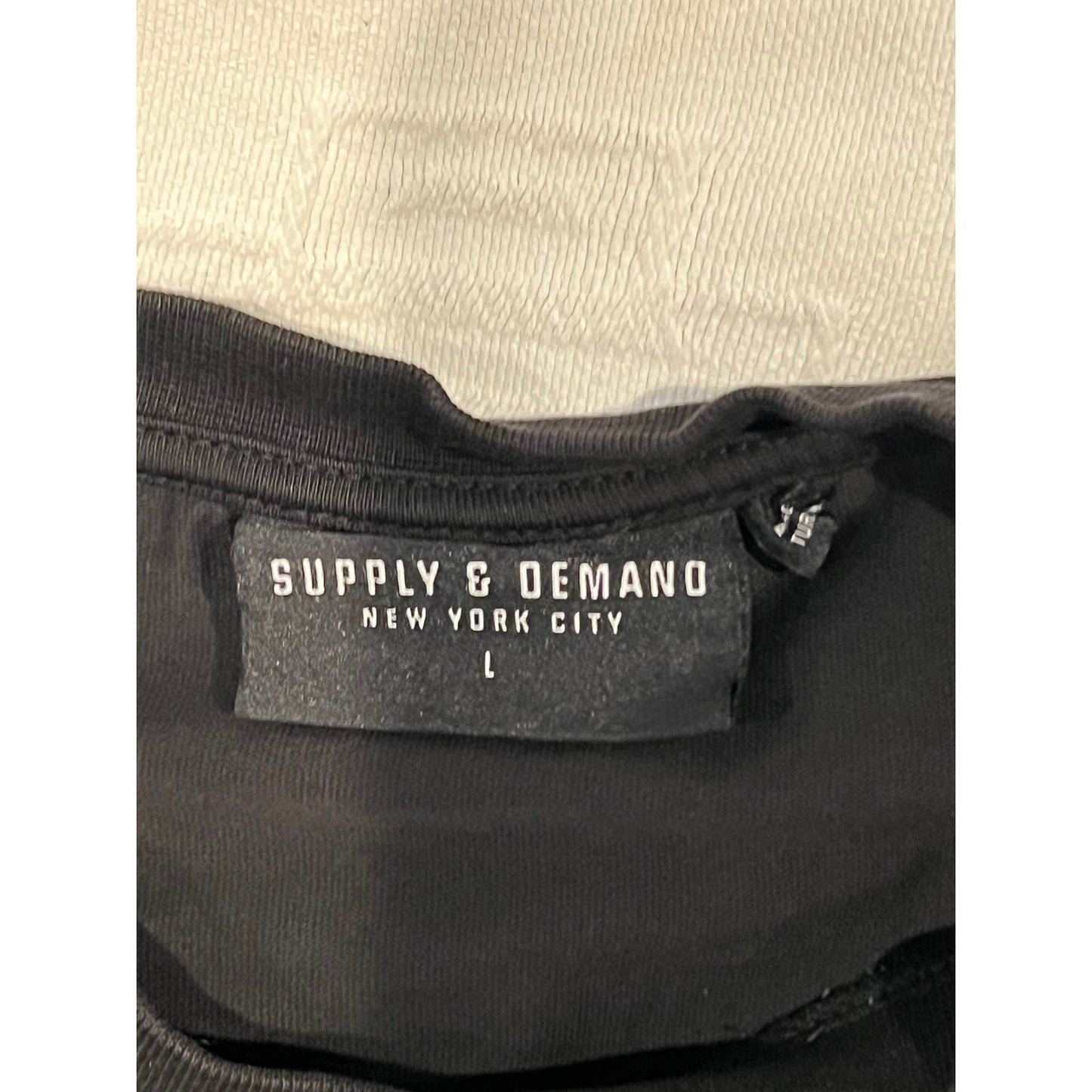 Supply Demand New York City Black T-Shirt Mens Large