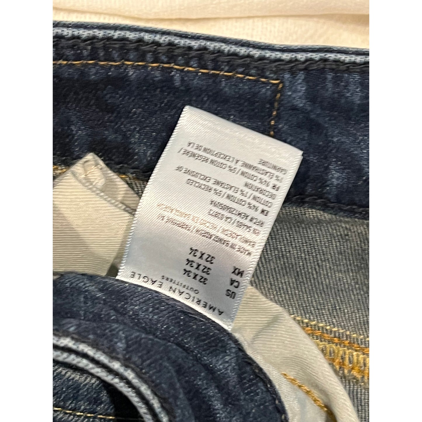 American Eagle Athletic Fit  Blue Jeans 32x34