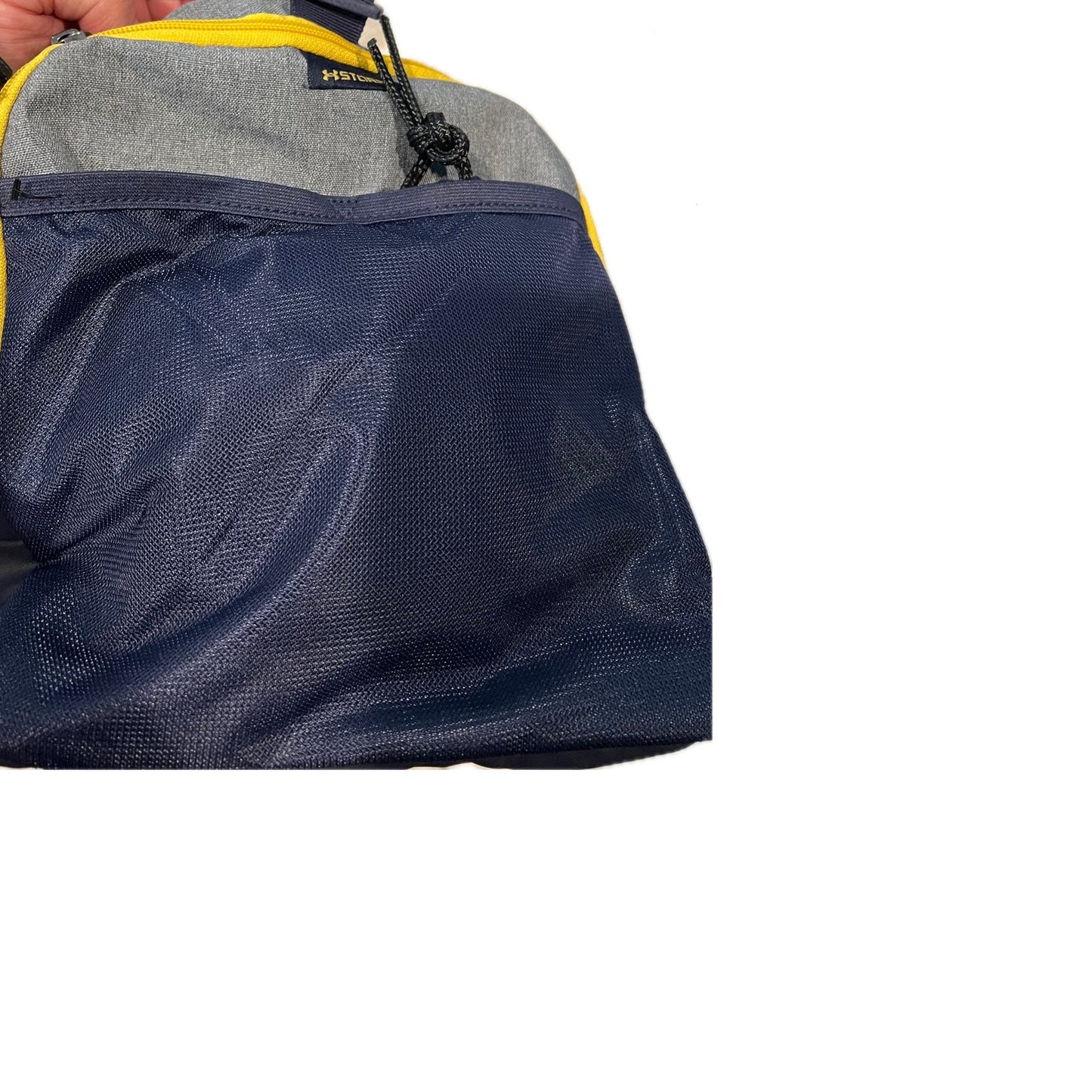 Under Armour Undeniable 18"x9"x9" Gray Black Duffel Gym Bag
